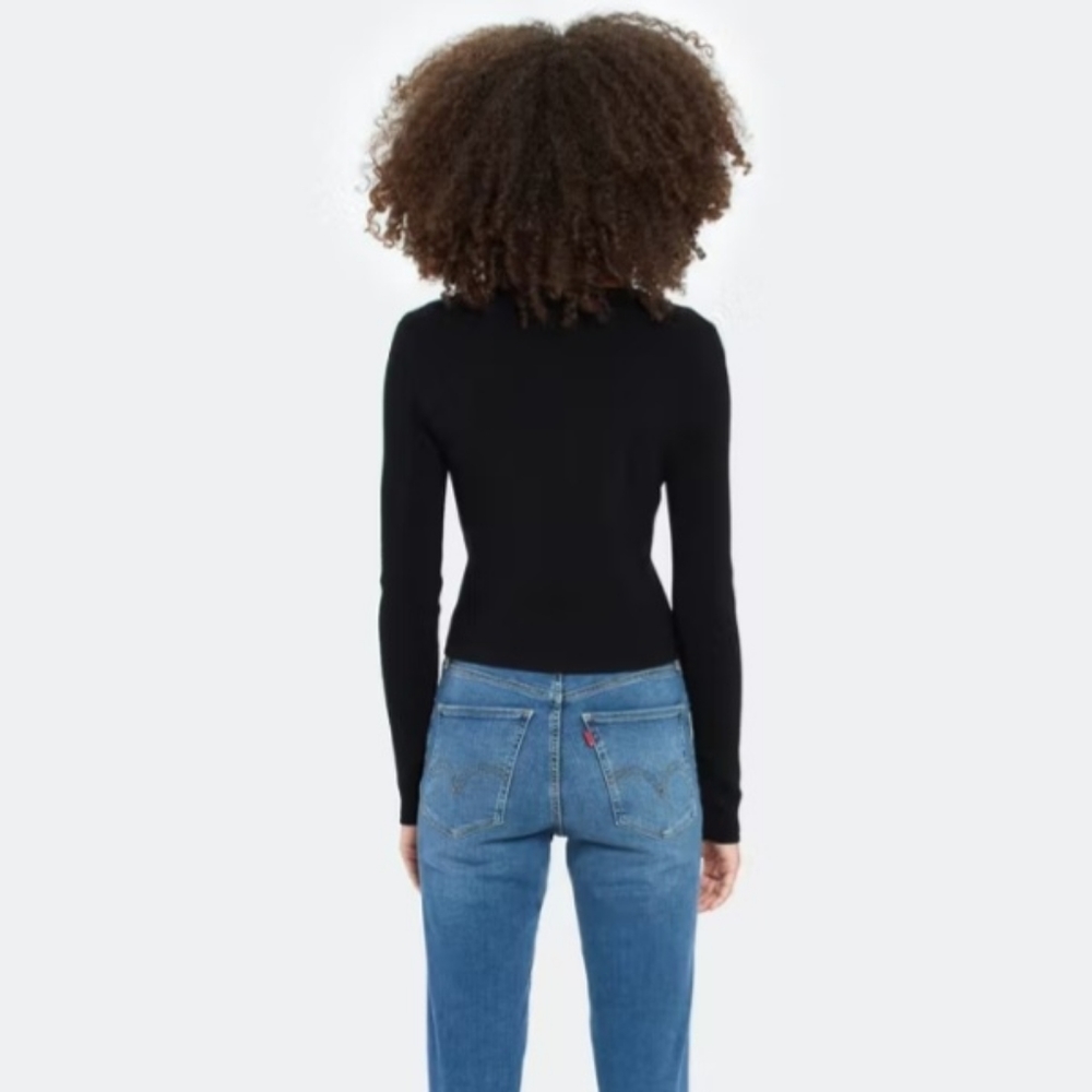 Billie the label Sheryl Scoop Neck Sweater - Picture 5 of 6